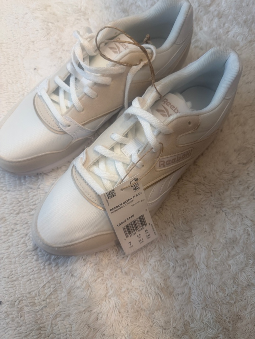 Reebok Ultra Flash White and Beige Retro women’s Sneakers running/course size 7